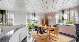 von_poll_real_estate_property_26431003_image_9