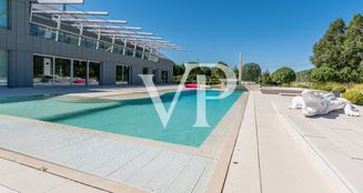 von_poll_real_estate_property_HU21439153_image_8