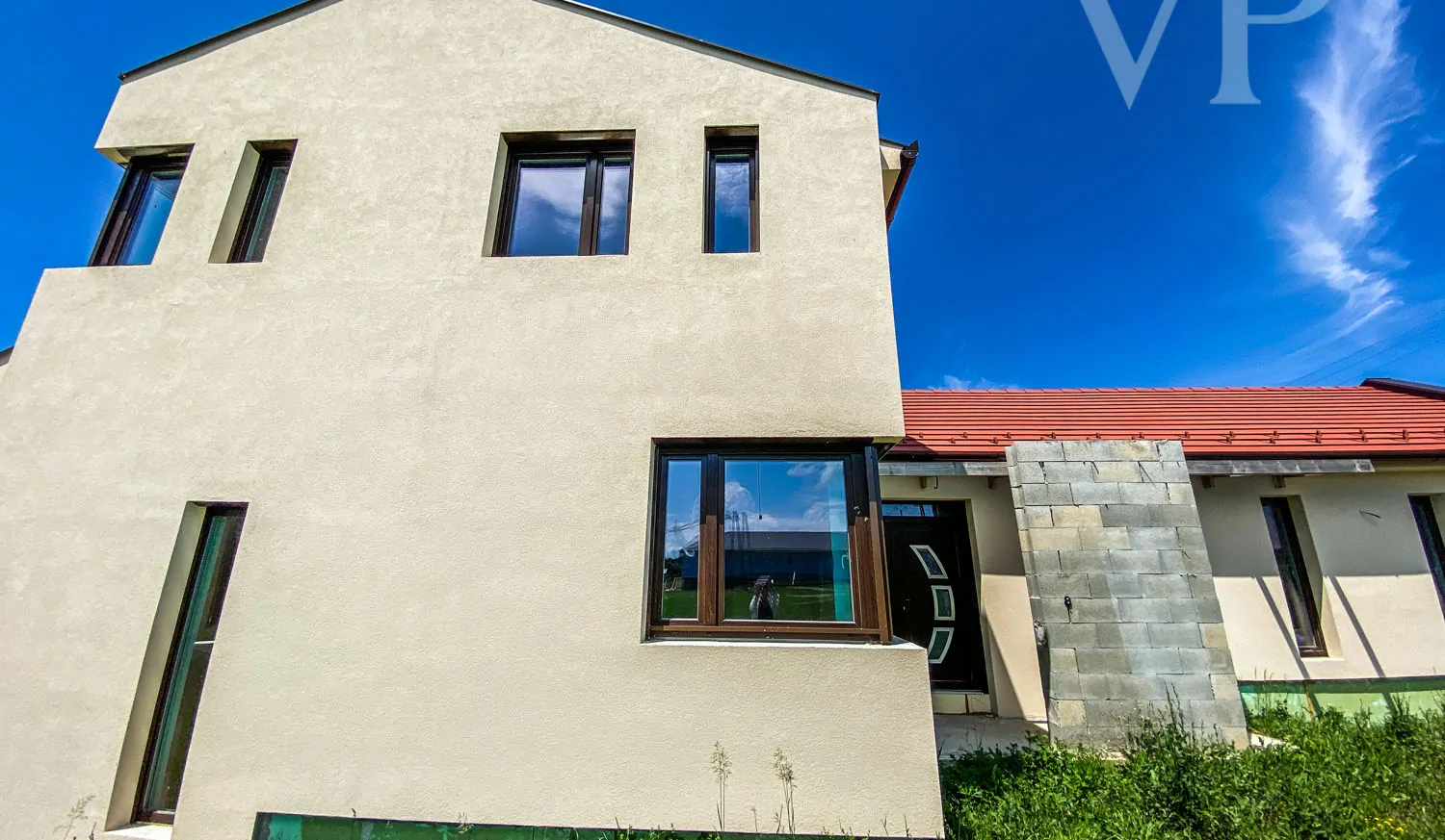 2C4B7722-CAA7-4618-AAC1-38404E63B9C0