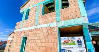 von_poll_real_estate_property_HU22439250_image_6