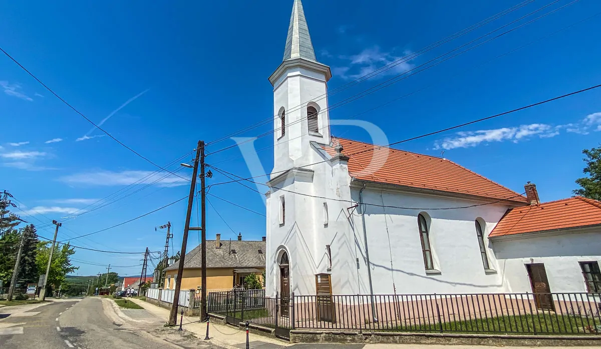 62B87716-211A-40CE-889B-AE617D696A30