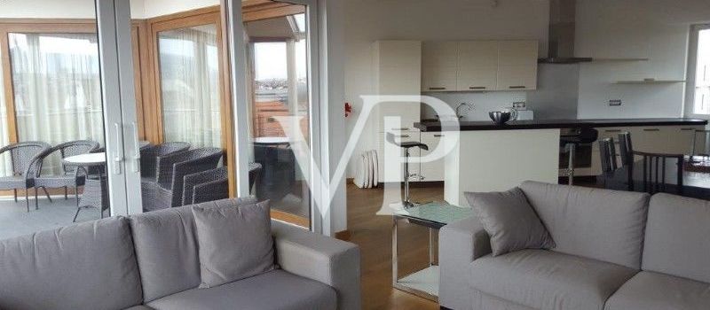 3 bedroom penthouse style apartment for long term rent in the very heart of city center