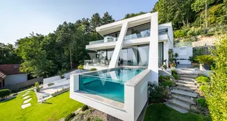 von_poll_real_estate_property_HU22439346_image_1