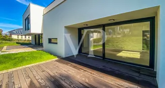 von_poll_real_estate_property_HU23439356_image_3