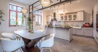 von_poll_real_estate_property_HU23439366_image_5