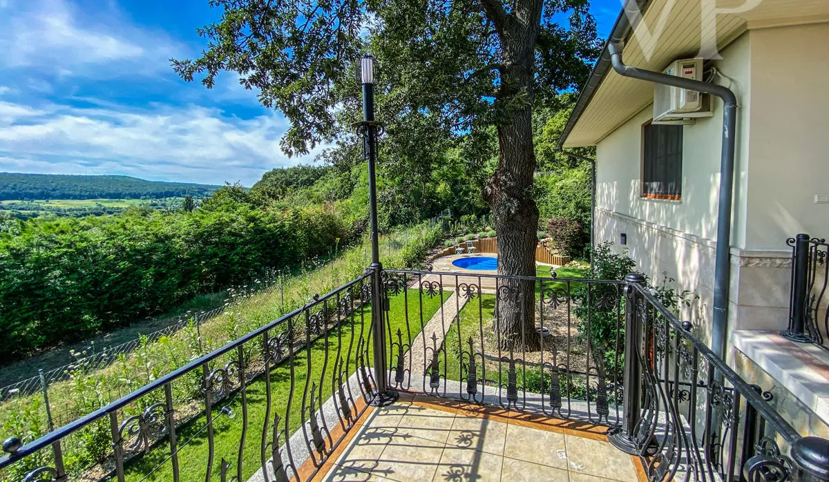 1BF78853-32E1-4FEF-9797-1B3A44026AC3