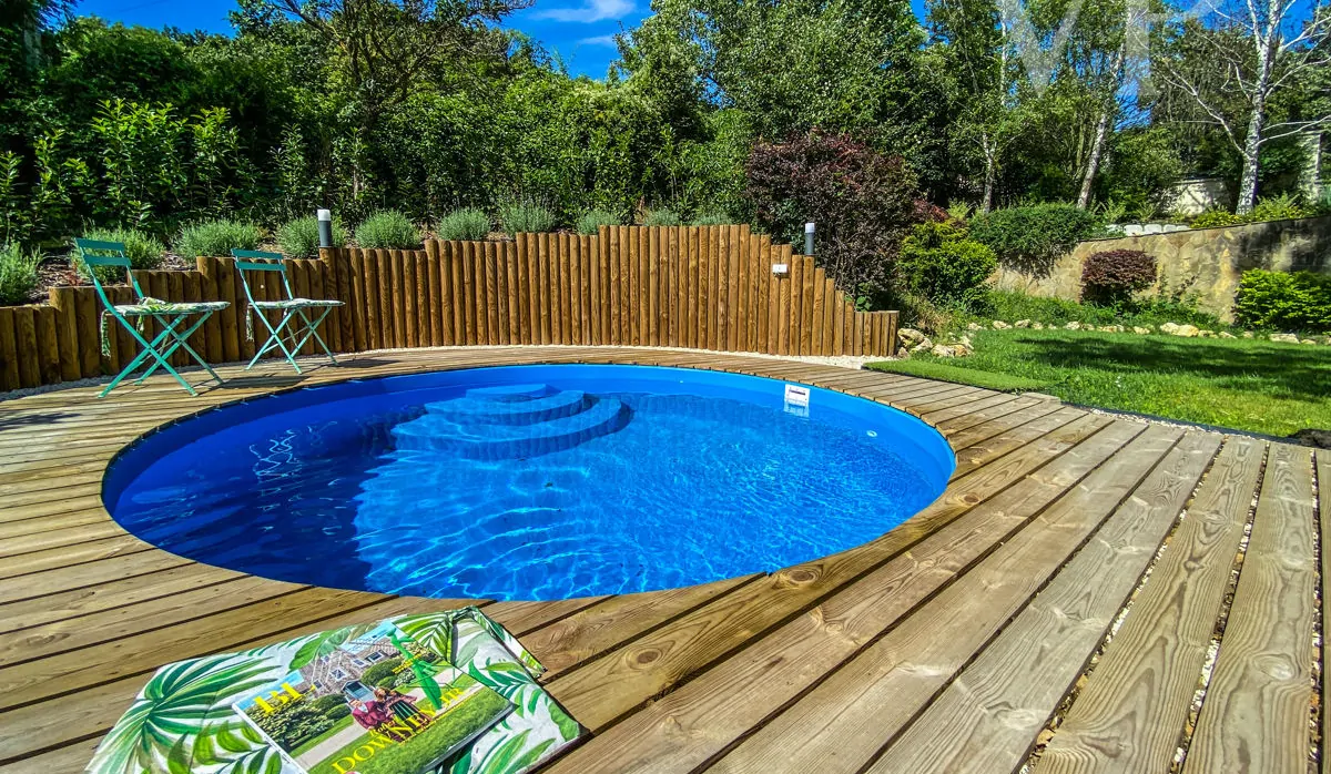 A6980453-1F49-4D5C-98BB-858E329AF00C