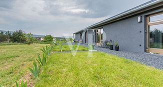 von_poll_real_estate_property_HU23439370_image_11