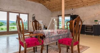 von_poll_real_estate_property_HU23439370_image_25
