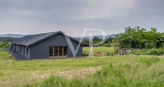 von_poll_real_estate_property_HU23439370_image_18