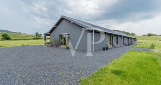 von_poll_real_estate_property_HU23439370_image_12
