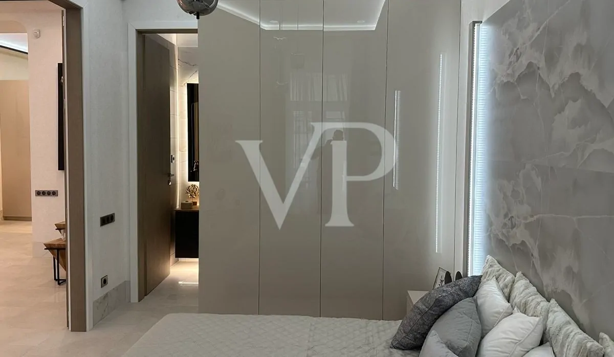 20230512_174901767_iOS (1) (1) (1) (1) (1)