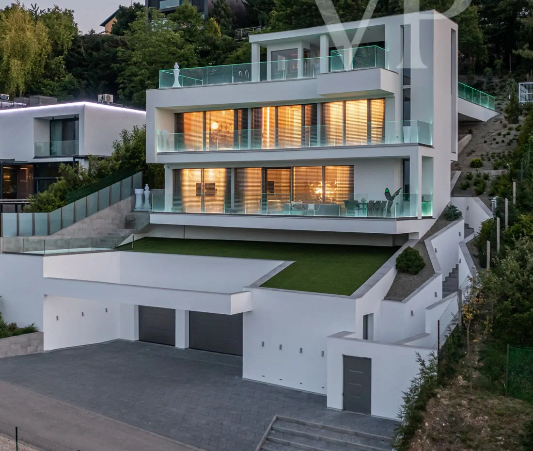 91759bd5a821692175d9eeaa31645049_fit