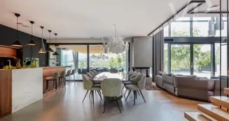 von_poll_real_estate_property_HU24439420_image_42