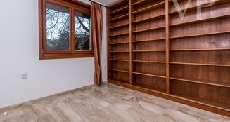 von_poll_real_estate_property_HU24439423_image_8