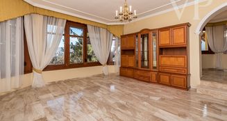 von_poll_real_estate_property_HU24439423_image_5