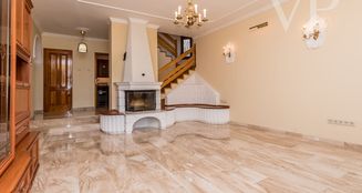 von_poll_real_estate_property_HU24439423_image_3