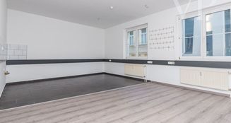 von_poll_real_estate_property_HU24439426_image_14