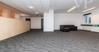 von_poll_real_estate_property_HU24439426_image_17