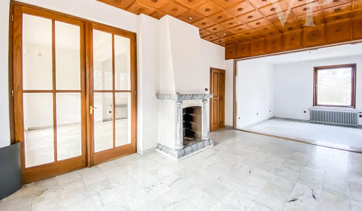 138BC704-9EE6-4990-ACDD-131A2DD29DE4