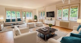 von_poll_real_estate_property_HU24439447_image_0