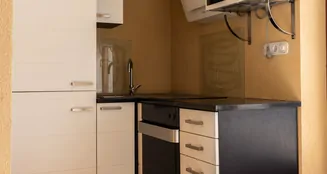 von_poll_real_estate_property_HU24439458_image_12