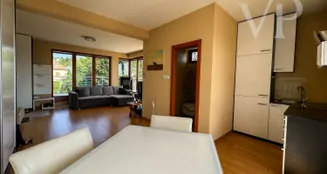 von_poll_real_estate_property_HU24439458_image_11