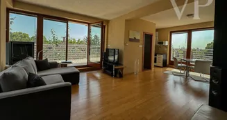 von_poll_real_estate_property_HU24439458_image_17