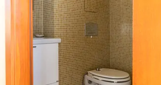 von_poll_real_estate_property_HU24439458_image_9