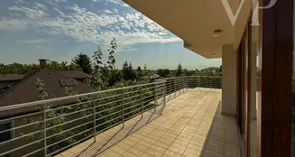 von_poll_real_estate_property_HU24439458_image_7