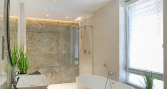 von_poll_real_estate_property_HU24439463_image_14