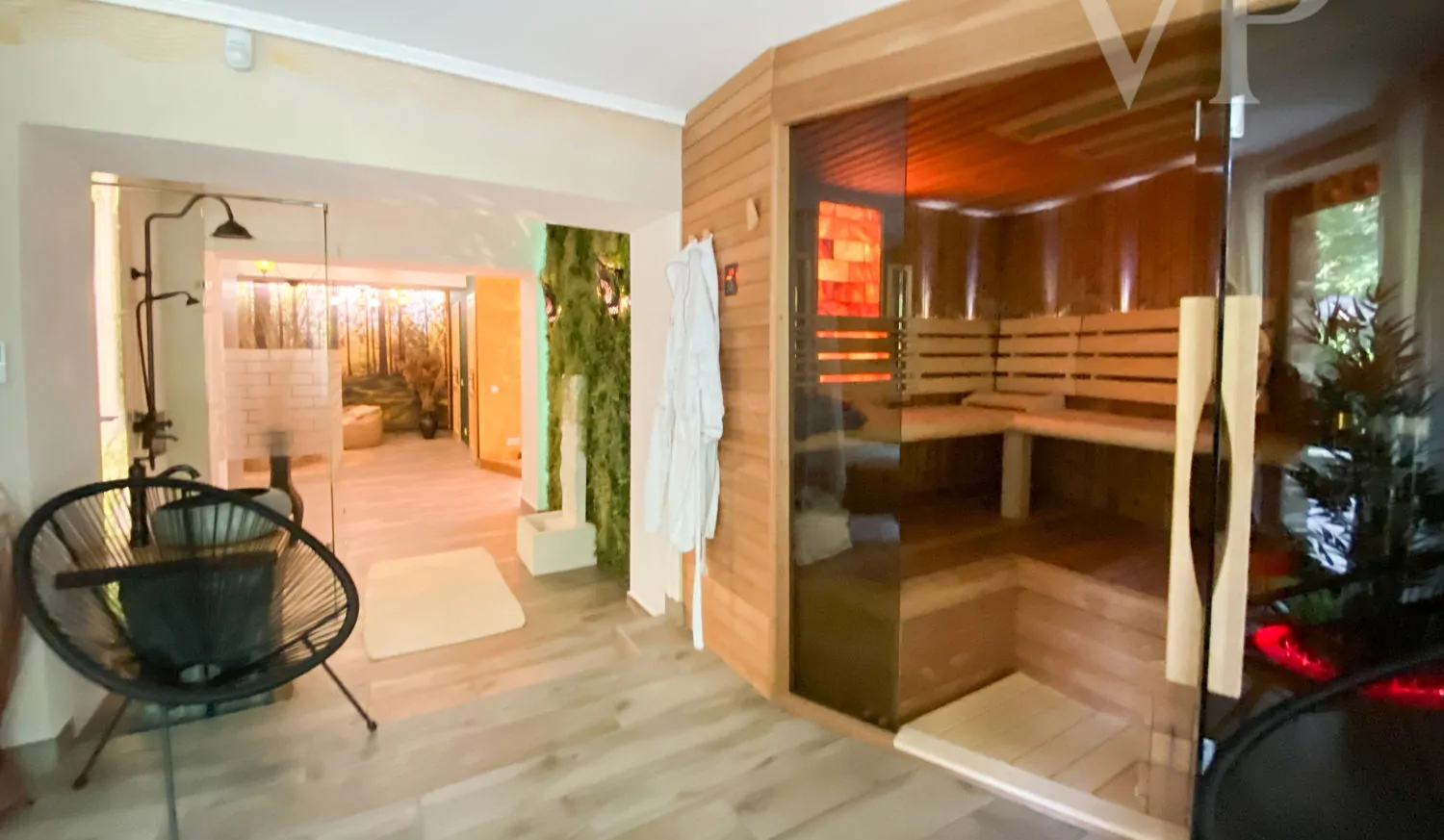 293F54F4-18D6-4162-8142-59790ECC07F2