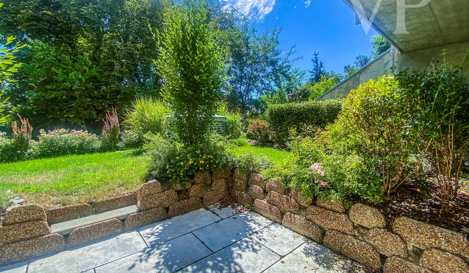 3251A1AE-B542-4627-8332-59005698F649