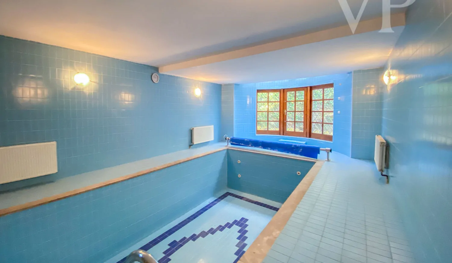 35572ED8-5F42-4383-86E5-3A3735956A70