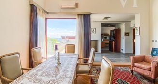 von_poll_real_estate_property_HU25439521_image_1