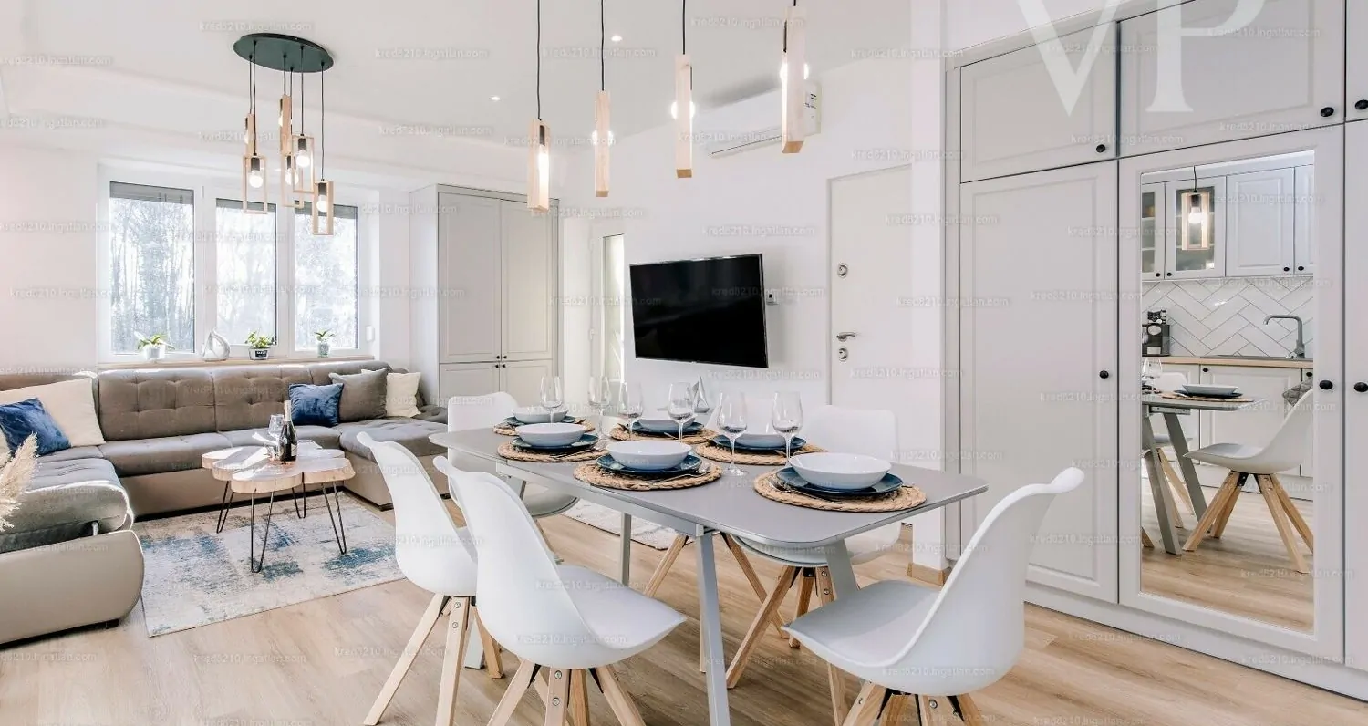 32826558_214923321_hd