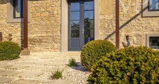 von_poll_real_estate_property_HU25439536_image_4