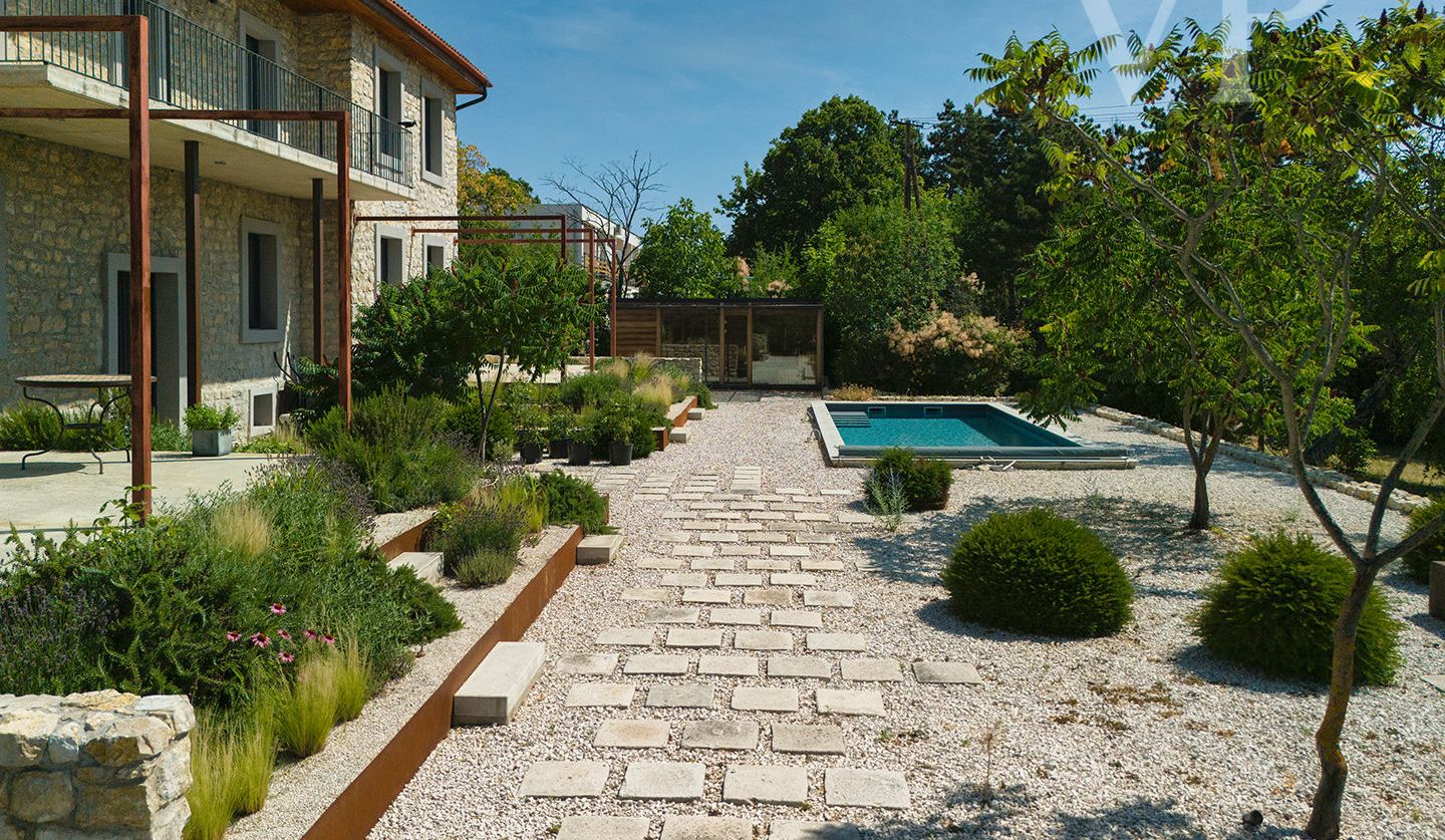 outdoor garden