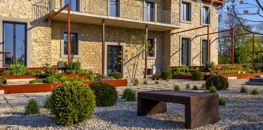 von Poll Immobilien GmbH