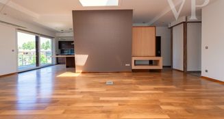 von_poll_real_estate_property_HU25439539_image_10
