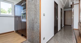 von_poll_real_estate_property_HU25439539_image_22