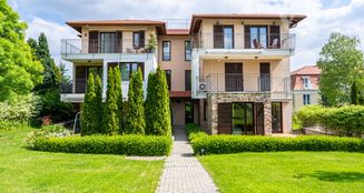 von_poll_real_estate_property_HU25439541_image_0