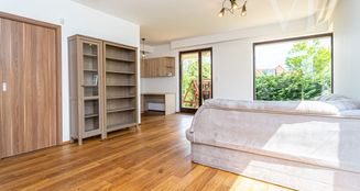 von_poll_real_estate_property_HU25439541_image_15