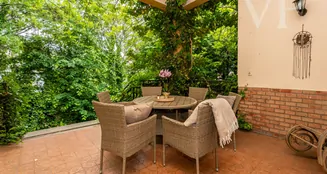 von_poll_real_estate_property_HU25439545_image_3