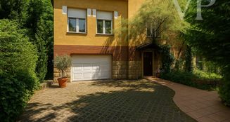 von_poll_real_estate_property_HU25439545_image_1