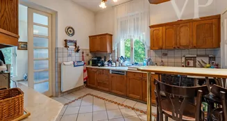 von_poll_real_estate_property_HU25439546_image_11