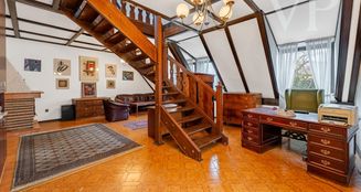 von_poll_real_estate_property_HU25439547_image_0