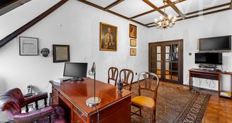 von_poll_real_estate_property_HU25439547_image_4