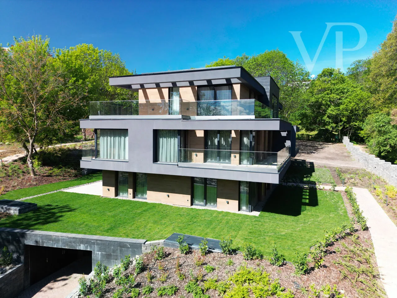 #B4 Luxusappartements in grüner Umgebung im prestigeträchtigen Bezirk von Budapest.