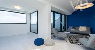 von_poll_real_estate_property_HU25439548_image_75